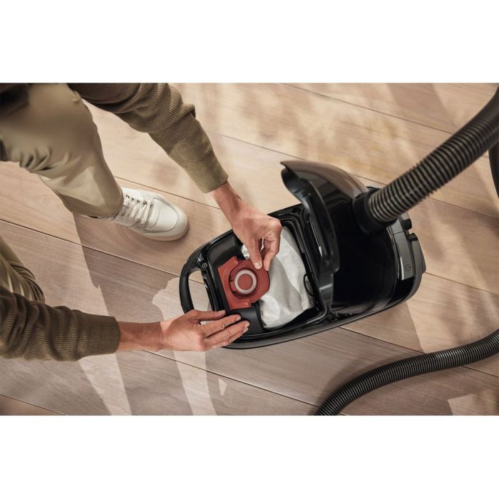 Sacs à poussière HyClean Air CO Miele 12774460 en Blanc présenté par Corbeil Electroménager