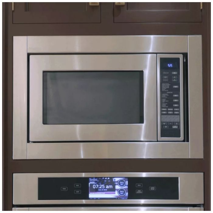 Stainless Steel Trim Kit Dacor ADMWTK301S in Stainless showcased by Corbeil Appliances