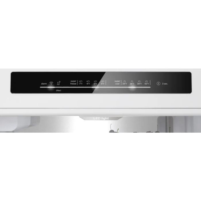 Refrigérateur Bosch B24CB80ESW Blanc Congélateur en bas / porte largeur 24 pouces Capacité 12.8 pieds cubes