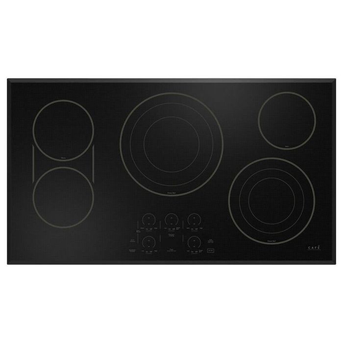 Cooktop GE Café CEP90361TBB Ceramic Glass 5 elements presented by Corbeil