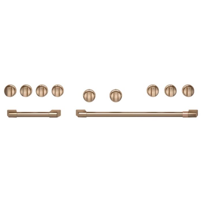 Ensemble poignée et bouton de cuisinière CAFÉ CXPR8HKPTBZ en Bronze présenté par Corbeil Electroménager