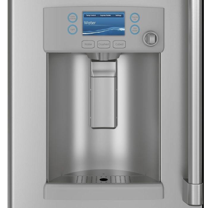 Refrigerator GE Café CYE22TP2MS1 Stainless  Capacity 22.1 cubic feet French Door   width 36 inches
