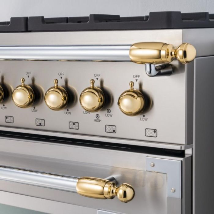 Ensemble de boutons et poignées décoratifs pour cuisinière et hotte Bertazzoni DSHERTKHGO en Or présenté par Corbeil Electroménager