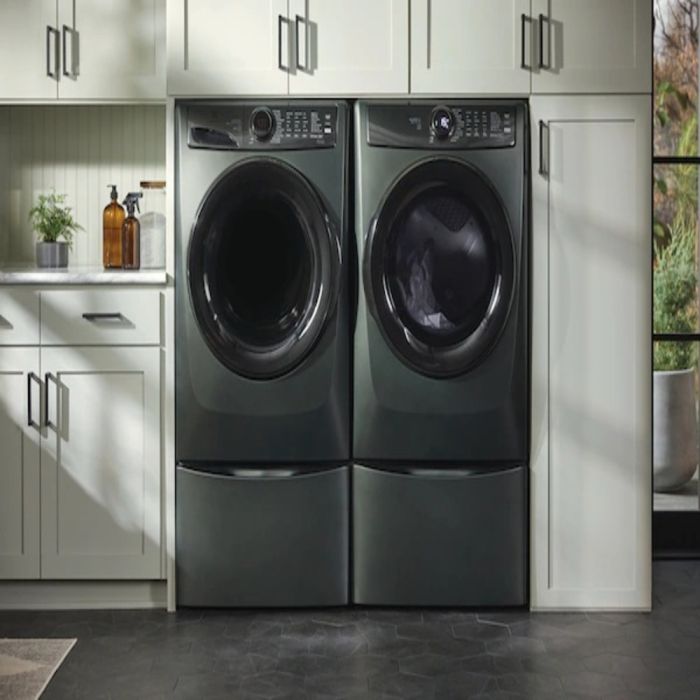 Laveuse Electrolux Chargement frontal ELFW7738AA 4.5 pi. cu.   Capacité 4.5 pieds cubes  11 cycles   Encastrable   cuve Acier Inoxydable