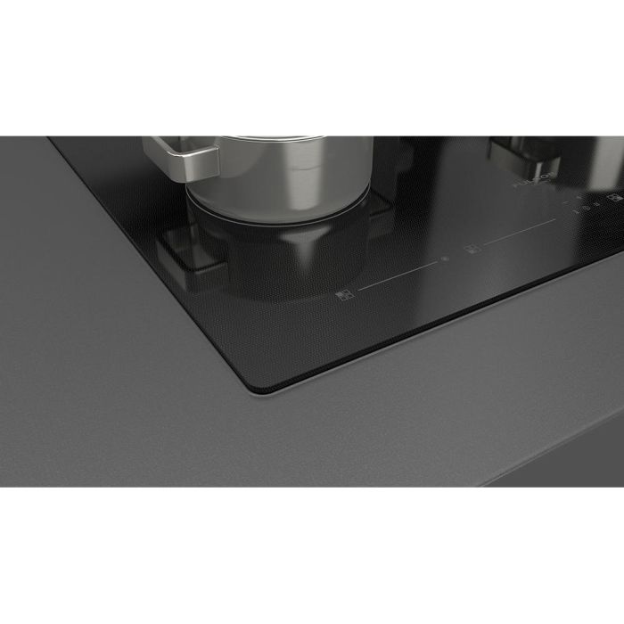 Cooktop Fulgor Milano F7RT24B1 Ceramic Glass 4 elements presented by Corbeil