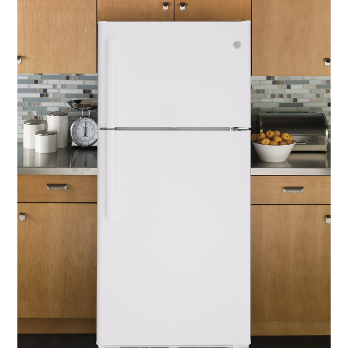 Refrigerator GE GTS18FTLKWW White  Capacity 18.2 cubic feet Top Freezer   width 30 inches