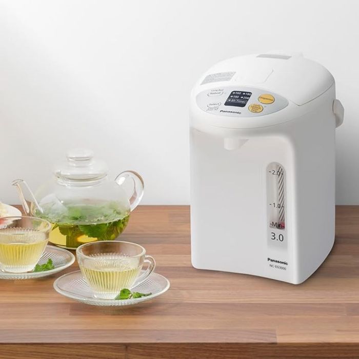 NCEG3000100-3L, Digital thermo pot   en Blanc présenté par Corbeil Electroménager