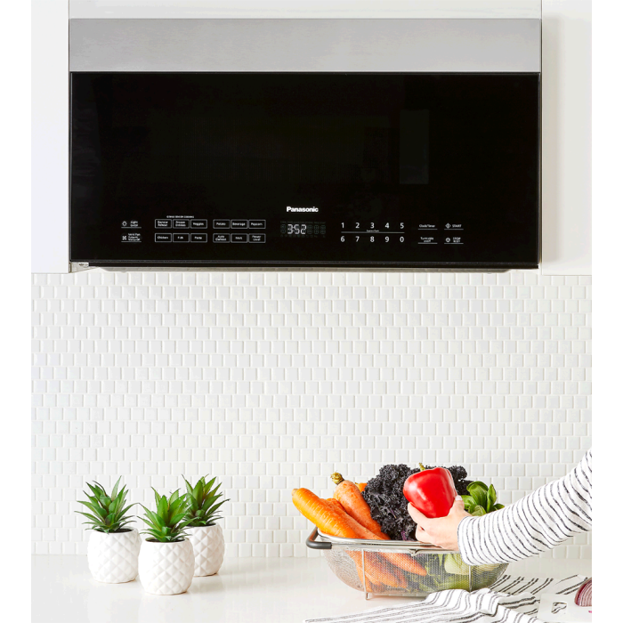 Over the range microwave 1000 W 1.9 cu. ft. Panasonic NNSG158S  Black Capacity 1.9 cubic feet  power 1000 watt  Over the Range