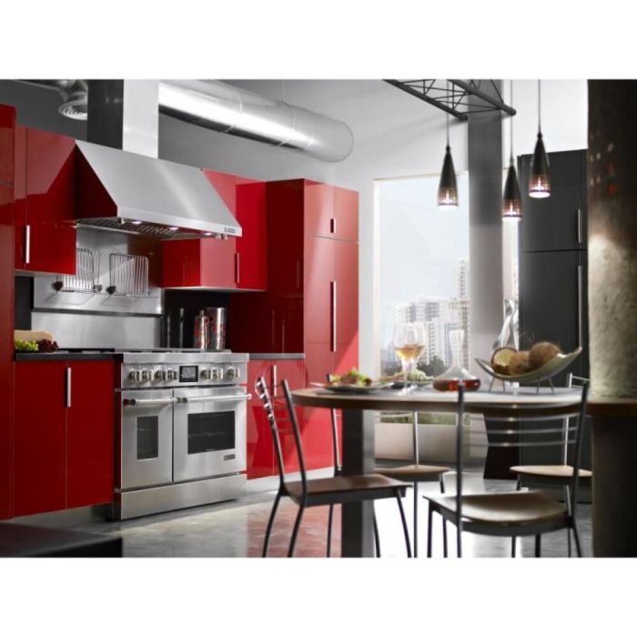 48" Stainless Steel Range Hood Backguard Kit with Dual Position Shelf Whirlpool W10285449 in Stainless showcased by Corbeil Appliances