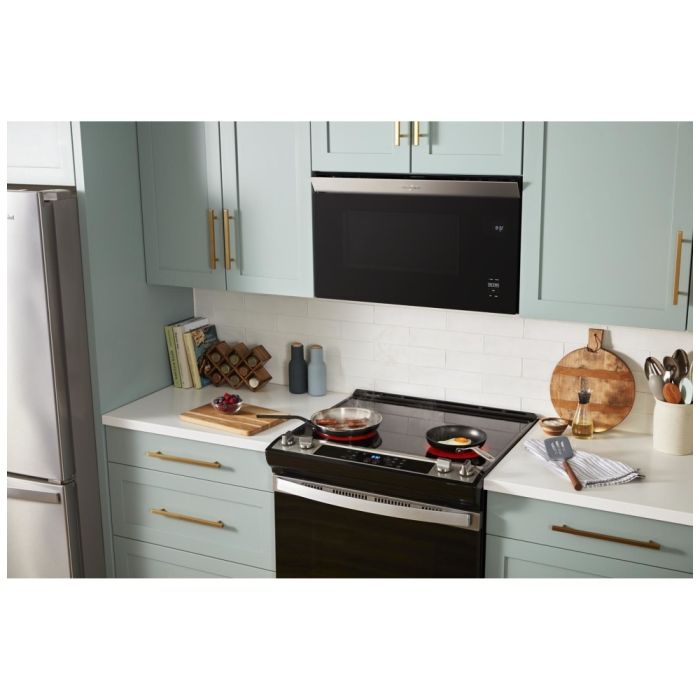 Over the range microwave 900 W 1.1 cu. ft. Whirlpool YWMMF5930PW  White Capacity 1.1 cubic feet  power 900 watt  Over the Range