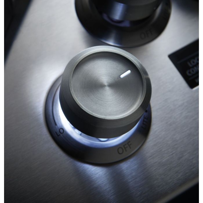 Cooktop Monogram ZGU36ESLSS Gas 5 elements presented by Corbeil