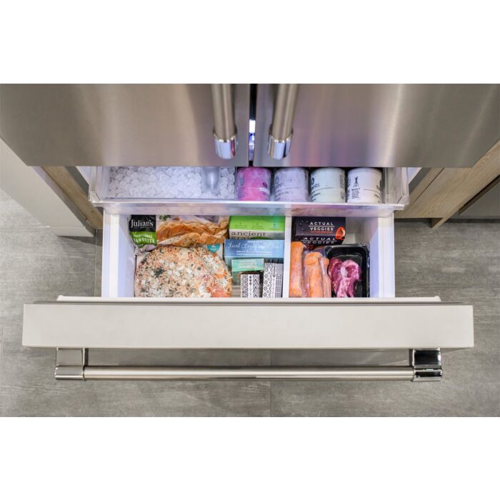 Refrigerator Thermador T36FT824NS Stainless  Capacity 20.8 cubic feet French Door   width 36 inches