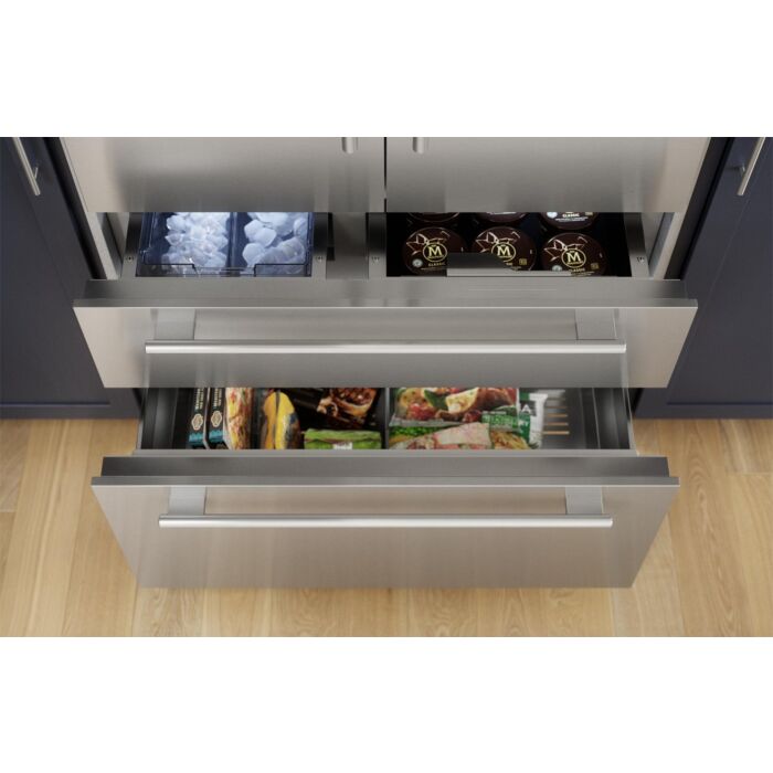 Refrigerator Thermador T42BT112NS Stainless  Capacity 23.1 cubic feet French Door   width 42 inches