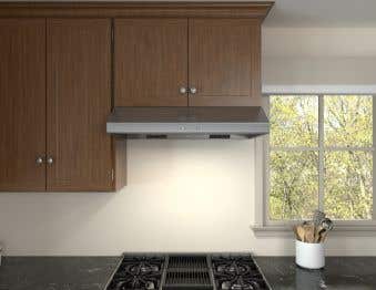 Hotte Sous armoires 42 po. 600 pcm Zephyr AK6542CS Inox Installation Hotte sous cabinet  600 pieds cubes par minute