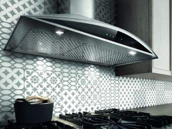 30 In. Chimney Hood  600 Cubic feet per minute Elica EFG630S1
