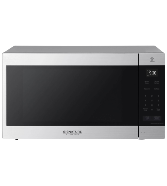 SKS Microwave in Stainless Steel color showcased by Corbeil Electro Store